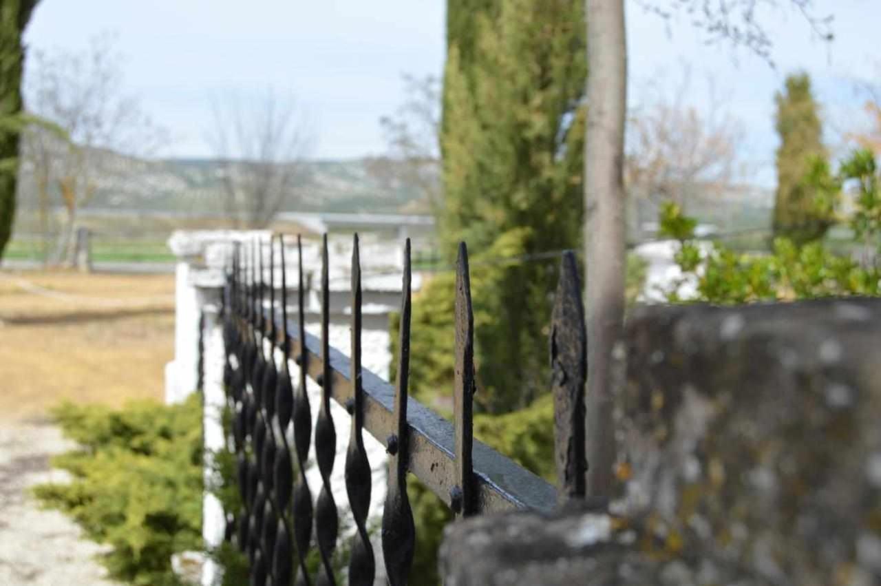 Vila Alojamiento El Cortijuelo Escoznar Exteriér fotografie